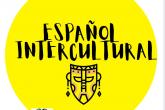 Fundo amarelo, letras em preto escrito espanhol intercultural, desenho de máscara africana abaixo