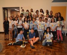 Crianças e adolescentes integrantes do Projeto Social DORCAS