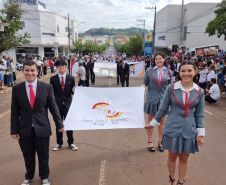 Desfile 90 Anos de Assaí