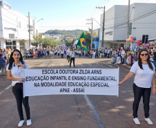 Desfile 90 Anos de Assaí