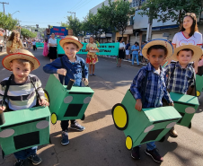 Desfile 90 Anos de Assaí