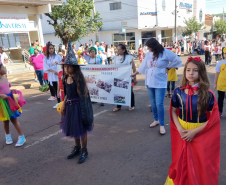 Desfile 90 Anos de Assaí