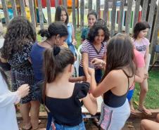 Profissionais da Saúde da Prefeitura de Ivaiporã e adolescentes se reúnem mensalmente na Unidade Básica de Saúde Alto Porã
