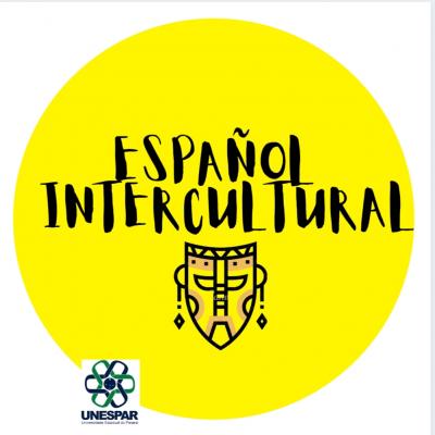 Fundo amarelo, letras em preto escrito espanhol intercultural, desenho de máscara africana abaixo