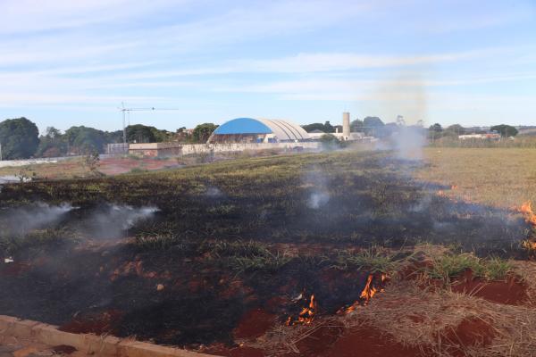 Terreno com fogo irregular